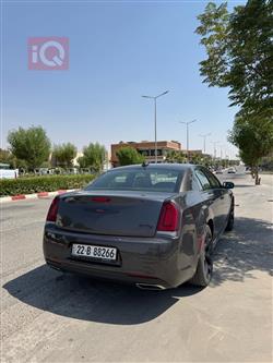 كرايسلر 300